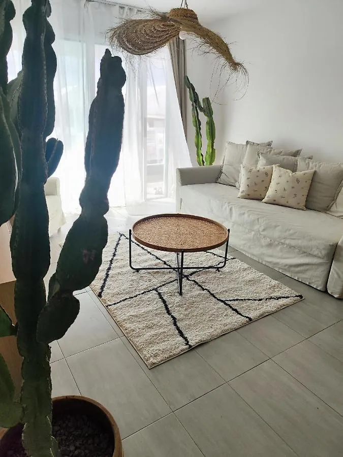 Calma Apartment Playa Honda  0*, Playa Honda (Lanzarote)